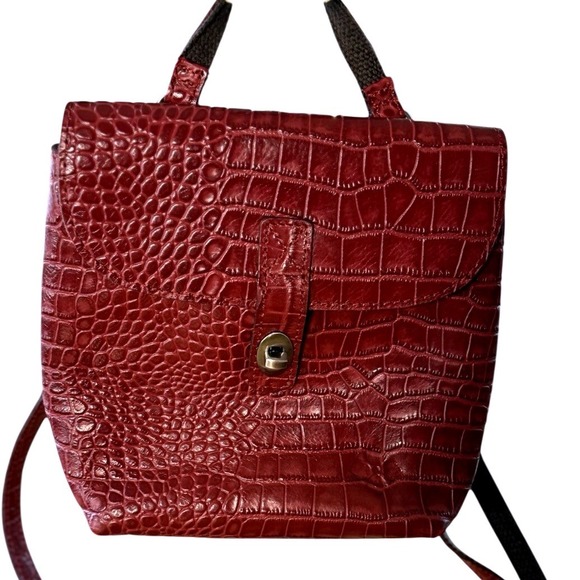 Patricia Nash Handbags - Patricia Nash Burgundy Croc Embossed Leather Convertible Backpack Crossbody Bag‎